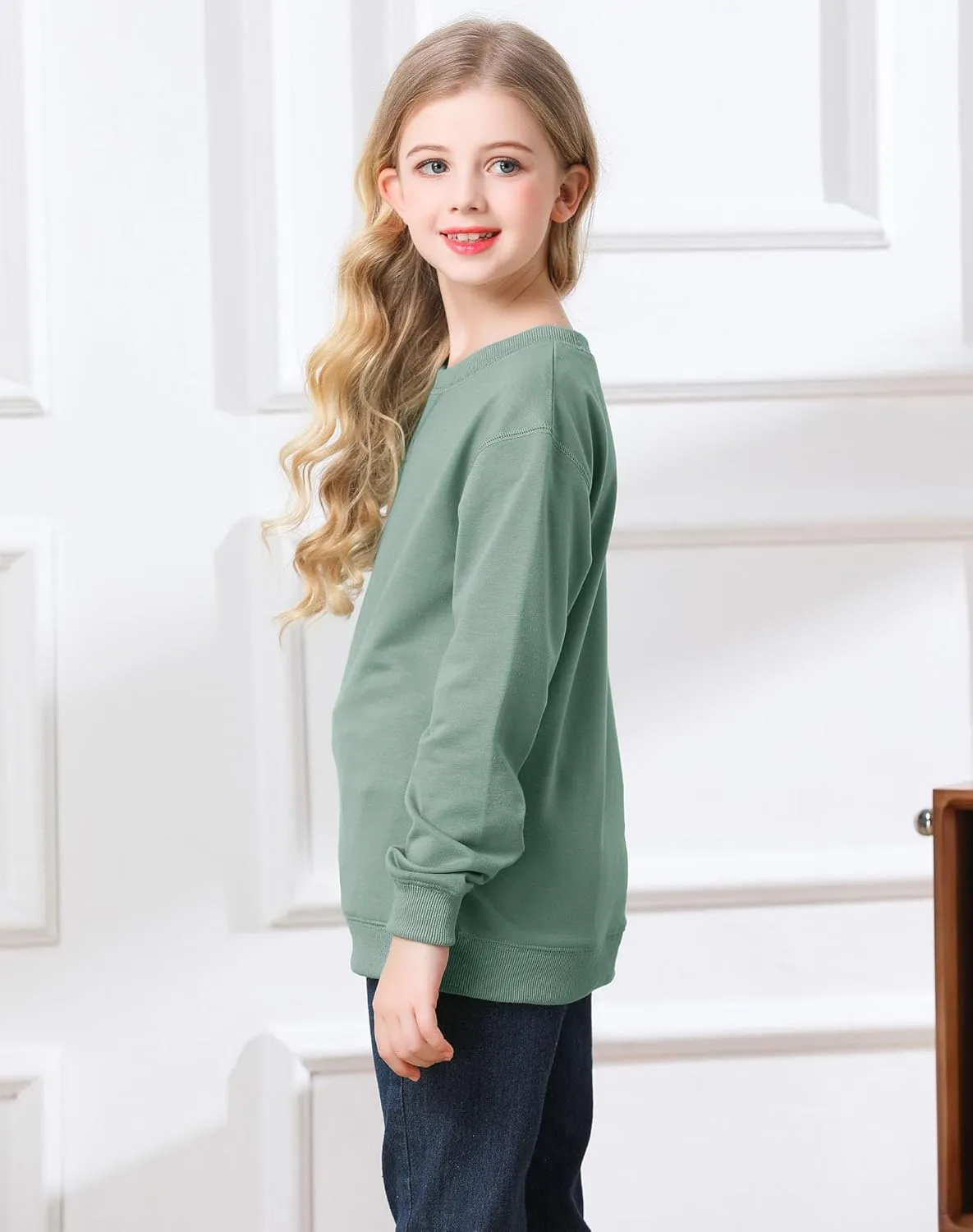Bingerlily Girls Casual Long Sleeve Sweatshirt Crew Neck Cute Pullover Relaxed Fit Tops