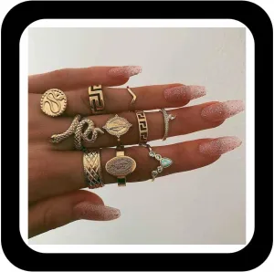 Boho Crystal Stackable Rings Vintage Snake Finger Rings Sparkling Rhinestone Knuckle Rings Gold Serpent Finger Rings Jewelry for Women