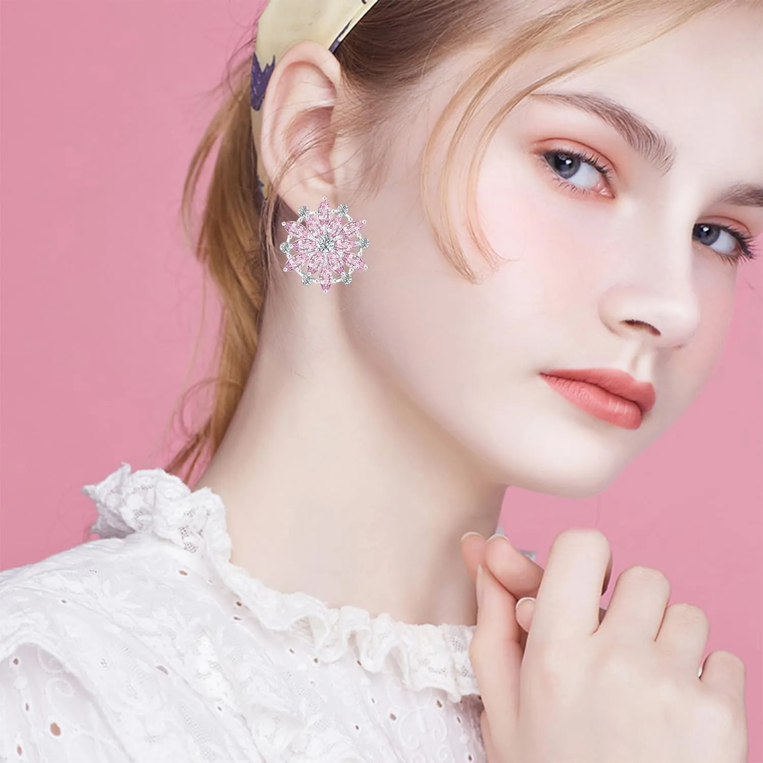 Boho Sparkly Crystal Snowflake Hollow Sliver Lightweight Stud Earrings Creative Flower Dainty Rhinestone Earrings For Women Jewelry Gifts