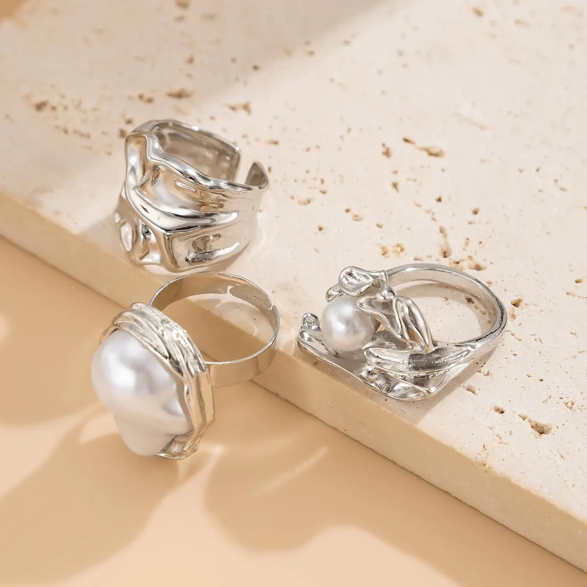 CJIAYUJEW Chunky Gold Flower Rings Pearl Stacking Statement Rings for Women Silver Chunky Knuckle Ring Set Adjustable Pearl Finger Ring Sets
