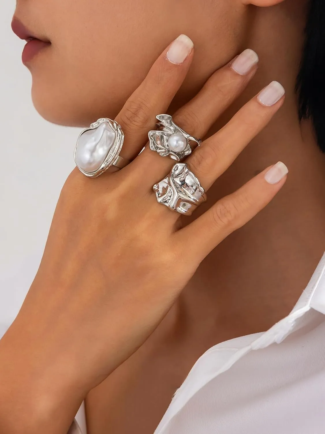 CJIAYUJEW Chunky Gold Flower Rings Pearl Stacking Statement Rings for Women Silver Chunky Knuckle Ring Set Adjustable Pearl Finger Ring Sets