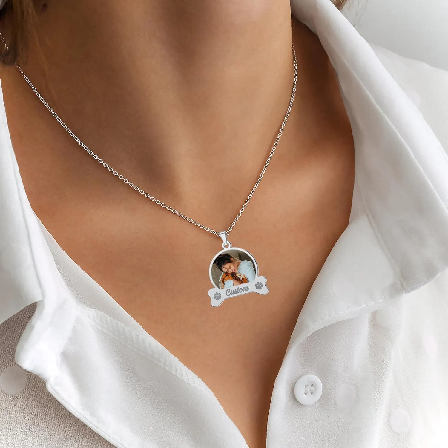 Customized Picture Necklace Personalized Dog Cat Pet Name Necklace with Photo and Name Necklaces for Women Memory Animal Friend