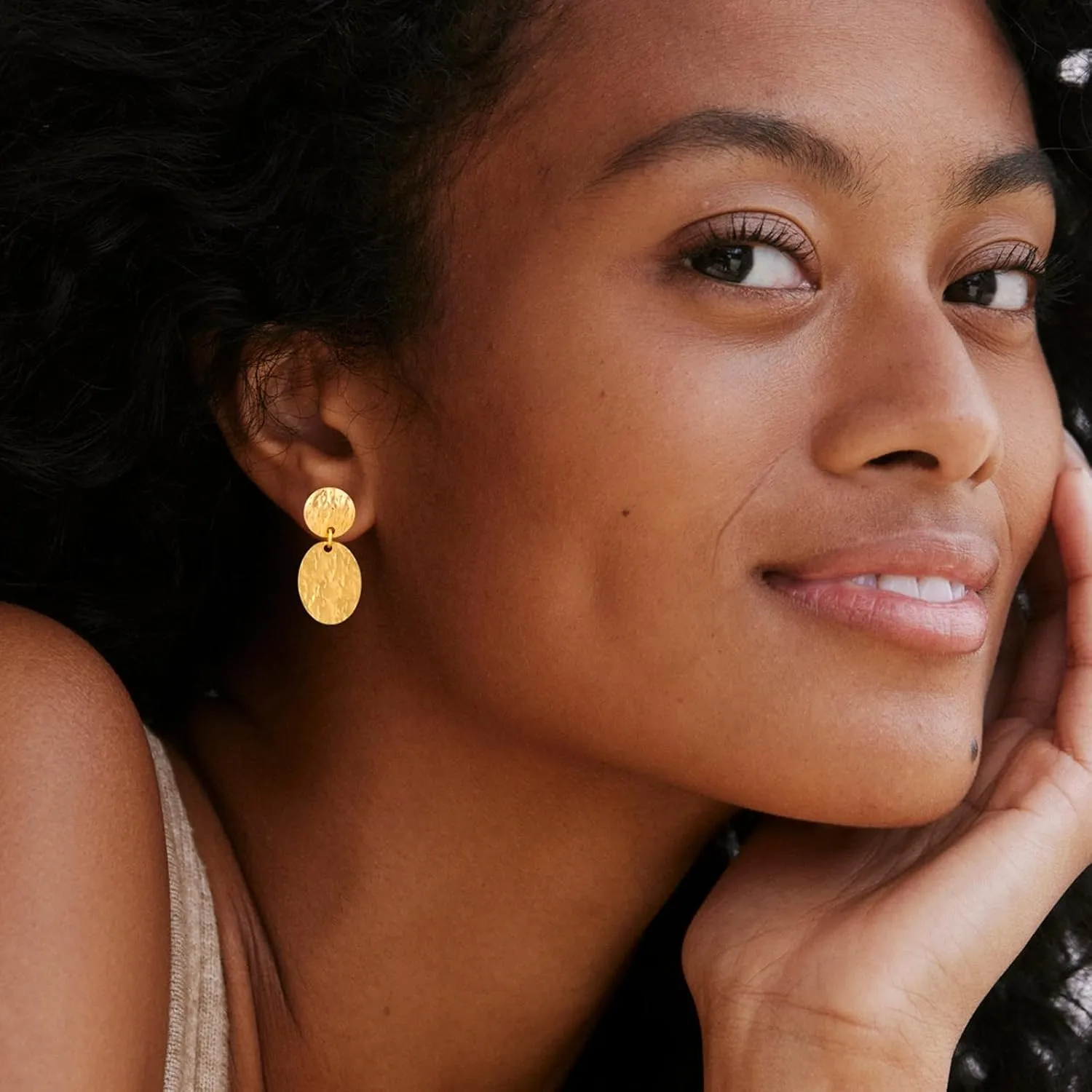 Gold Earrings for Women 14k Gold Plated Lightweight Dangle Earrings Hammered Disc Drop Geometric Hypoallergenic Earrings for Her