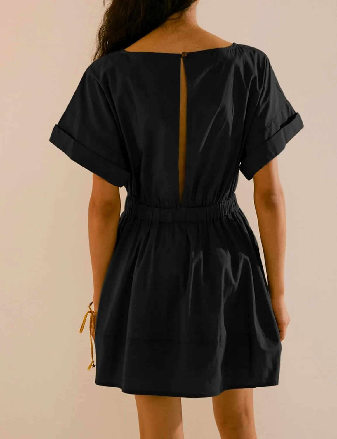 HangNiFang 2025 Womens Mini Summer Dresses Flowy Open Back Elastic Waist Sundress with Pockets