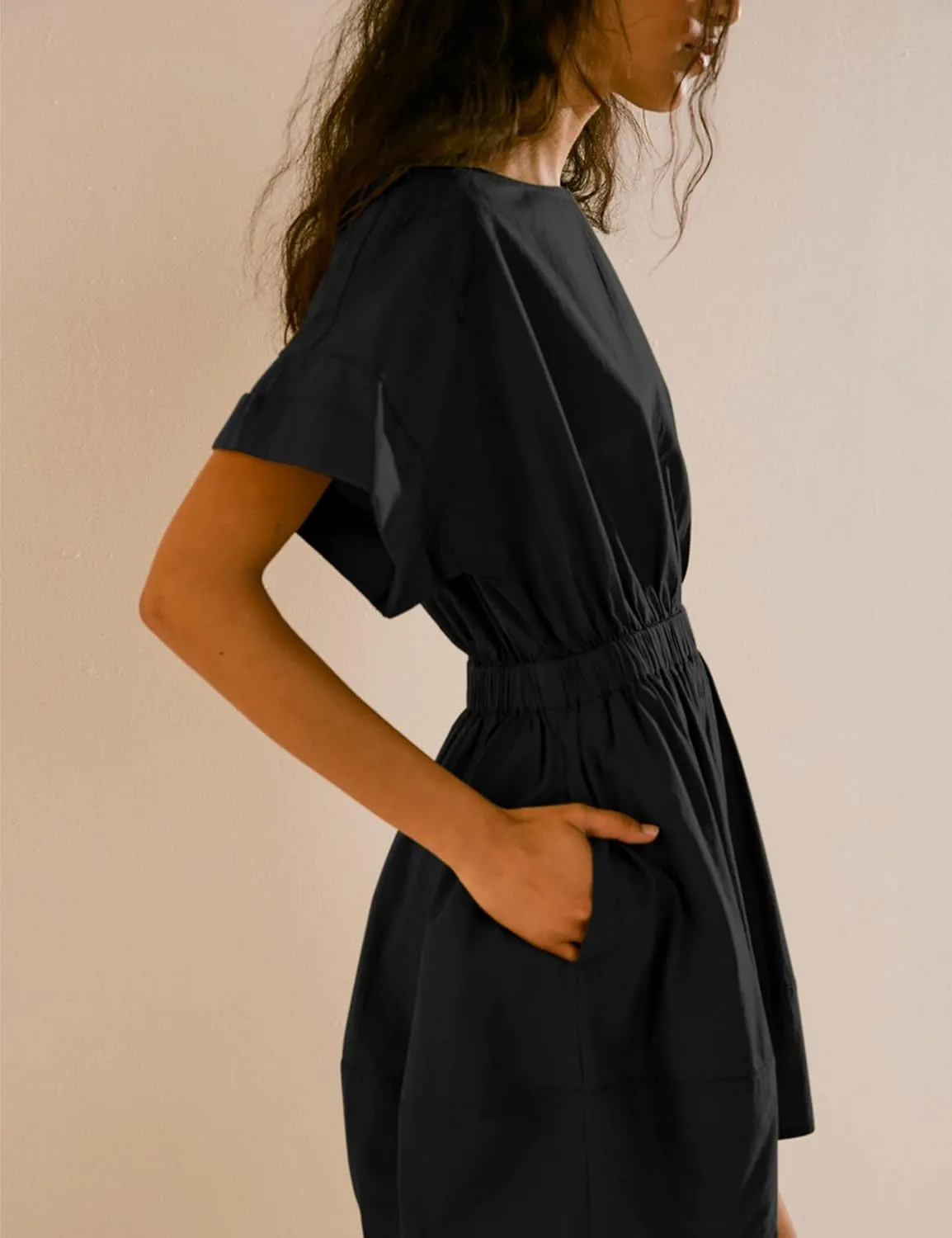 HangNiFang 2025 Womens Mini Summer Dresses Flowy Open Back Elastic Waist Sundress with Pockets