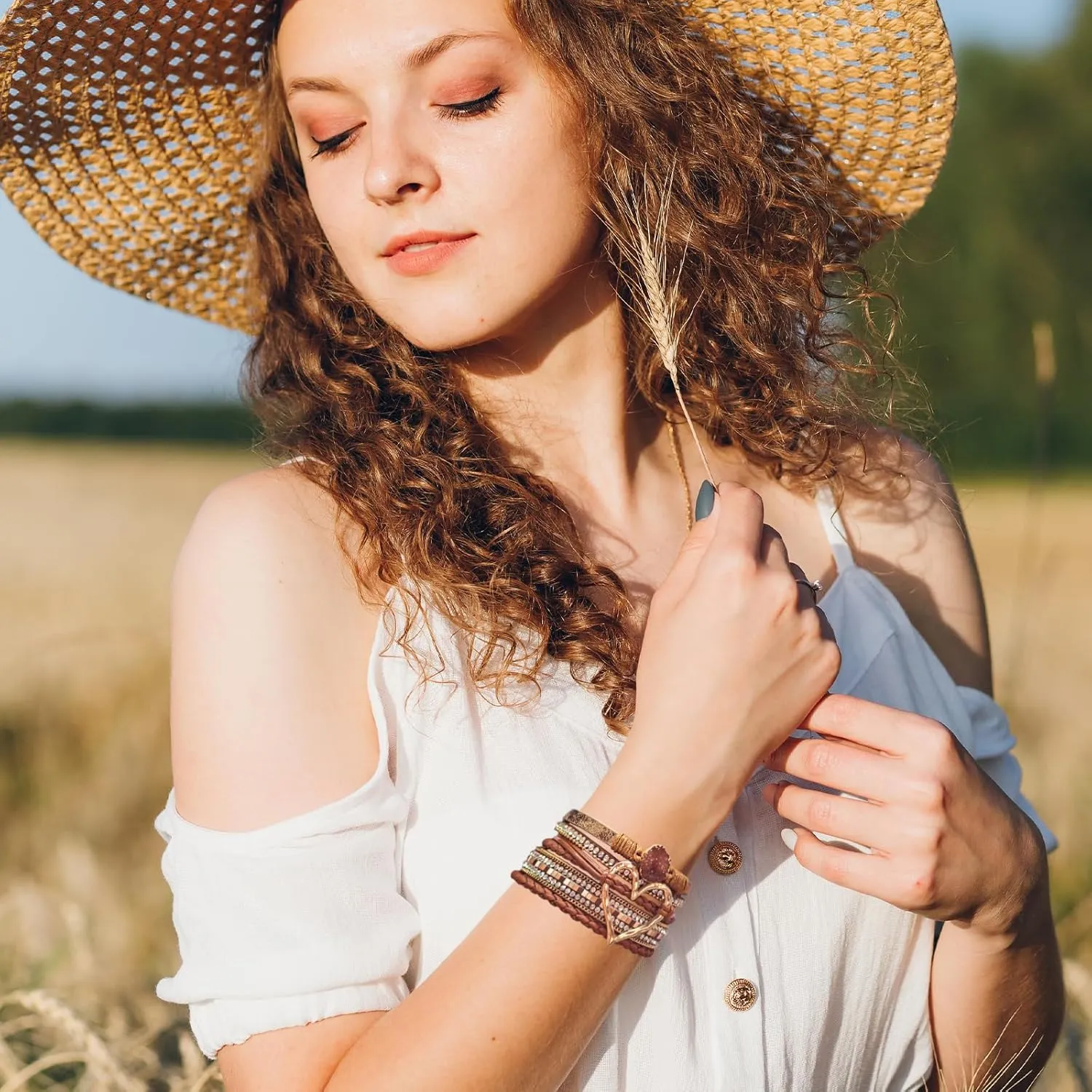 Heart Leather Wrap Bracelet for Women, Boho Cuff Bracelet with Strong Clasp, Rhinestone Multilayer Stackable Bracelet