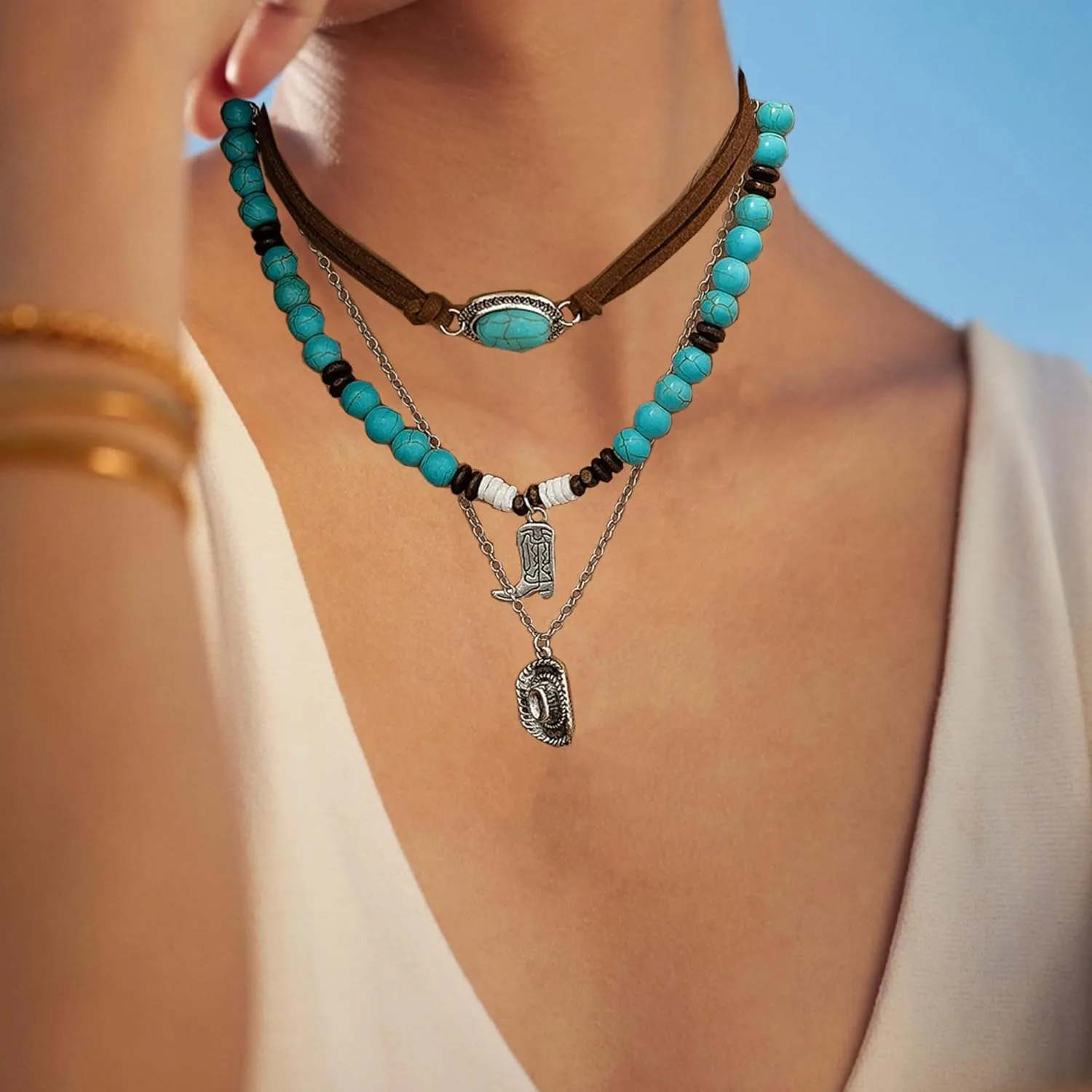 Layered Western Necklaces for Women Vintage Turquoise Beaded Necklace Boho Cowboy Boot Necklace Cowgirl Ox-head Cactus Necklaces Country Concert Outfits Renaissance Accessories Jewelry
