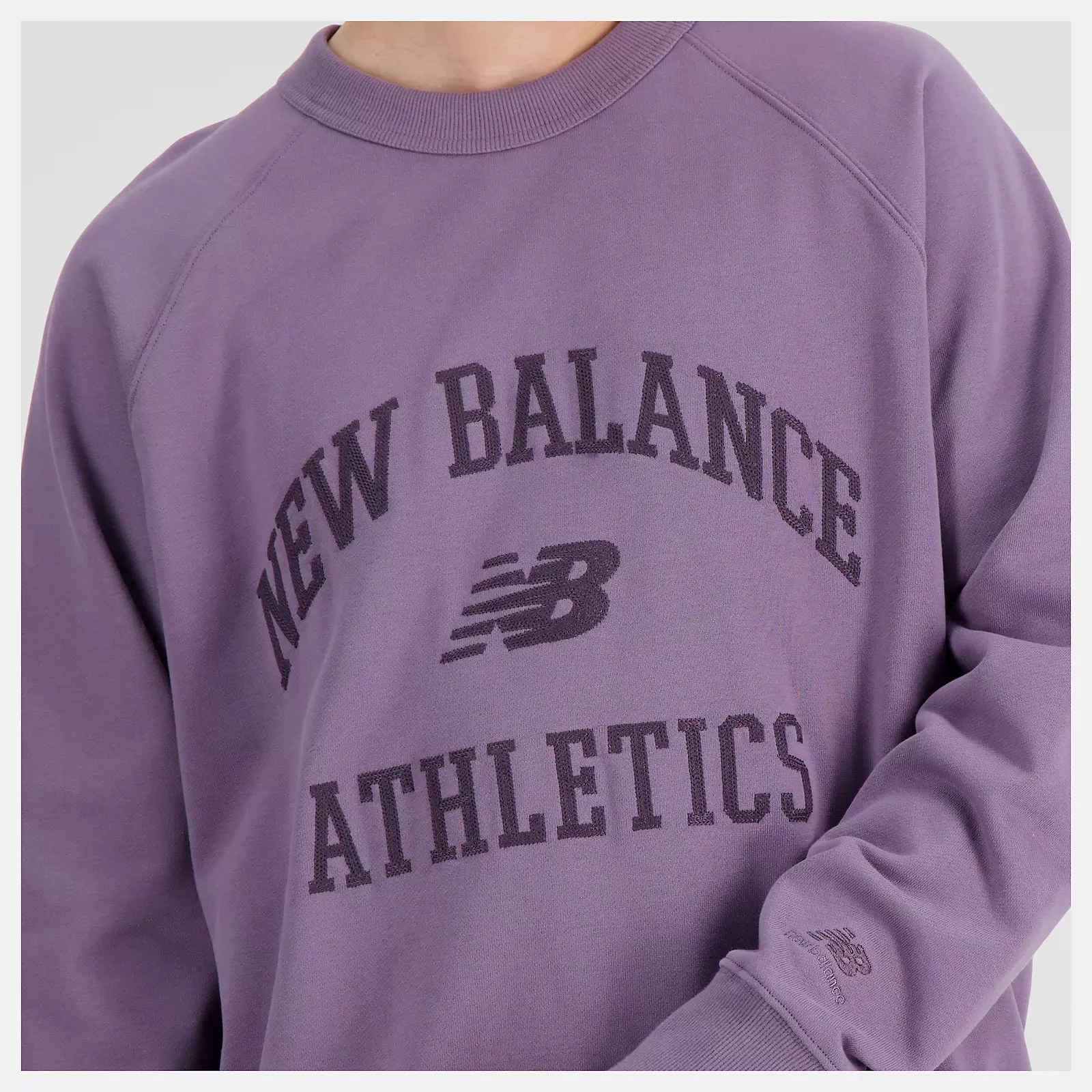 NEW BALANCE ATHLETICS VARSITY FLEECE CREWNECK