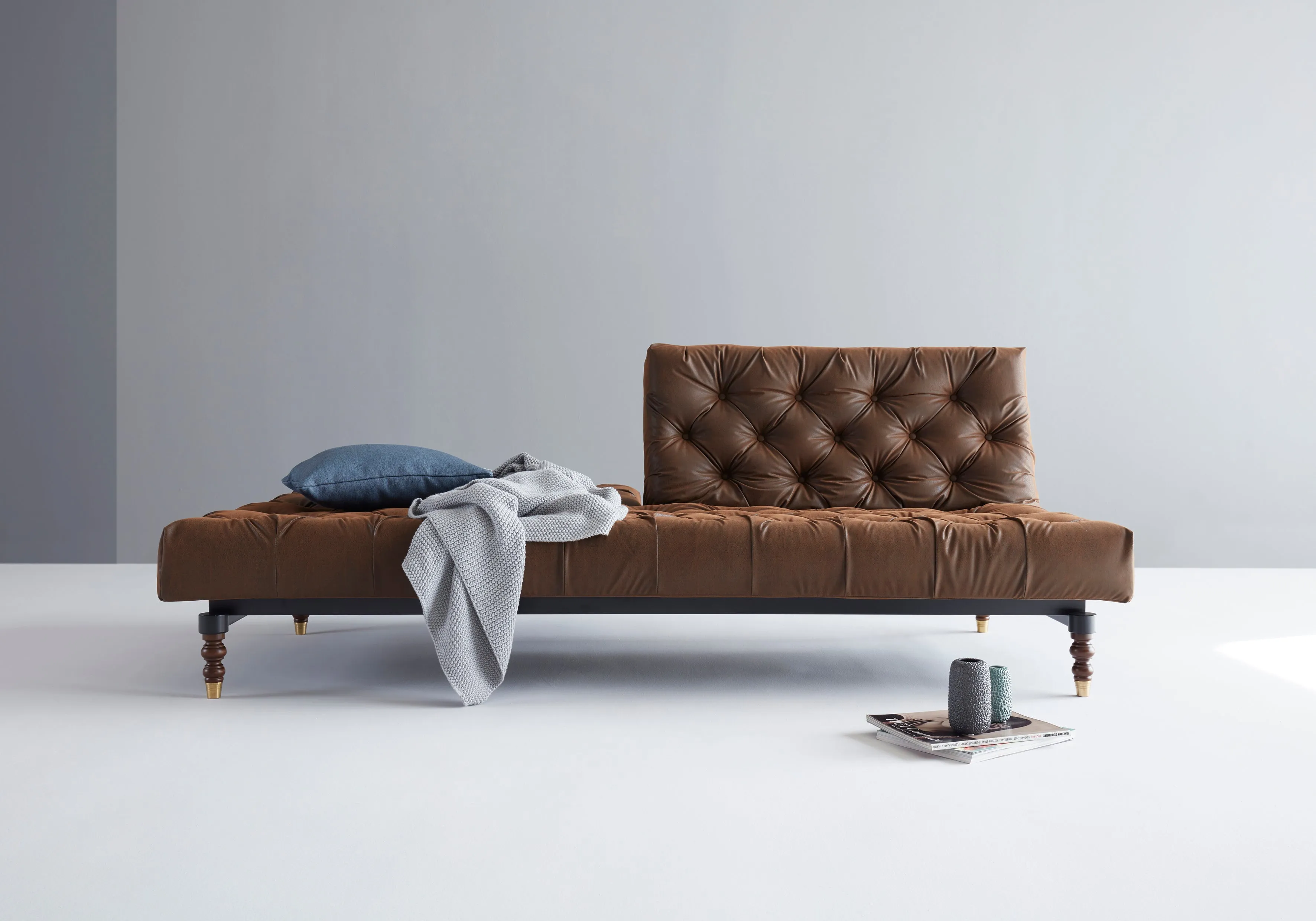 Oldschool Luxury Sleeper Sofa