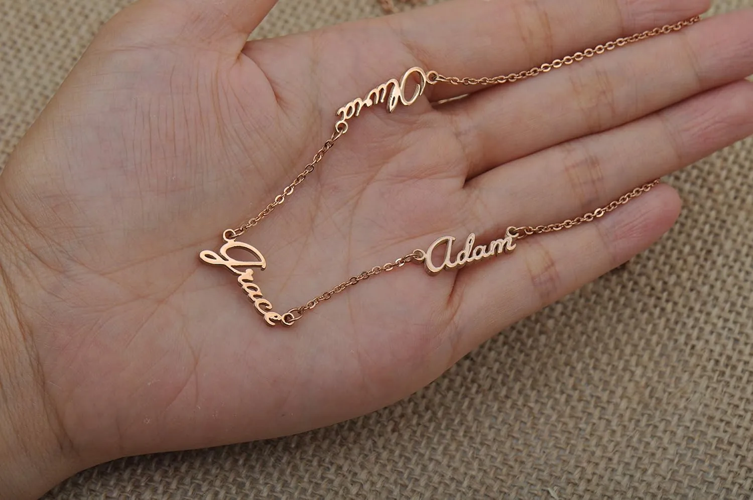 Personalized Name Necklace for Women 18K Gold Plated Custom Name Necklaces Customized Stainless Steel Pendant Jewelry Gifts for Mother Day Christmas Graduation