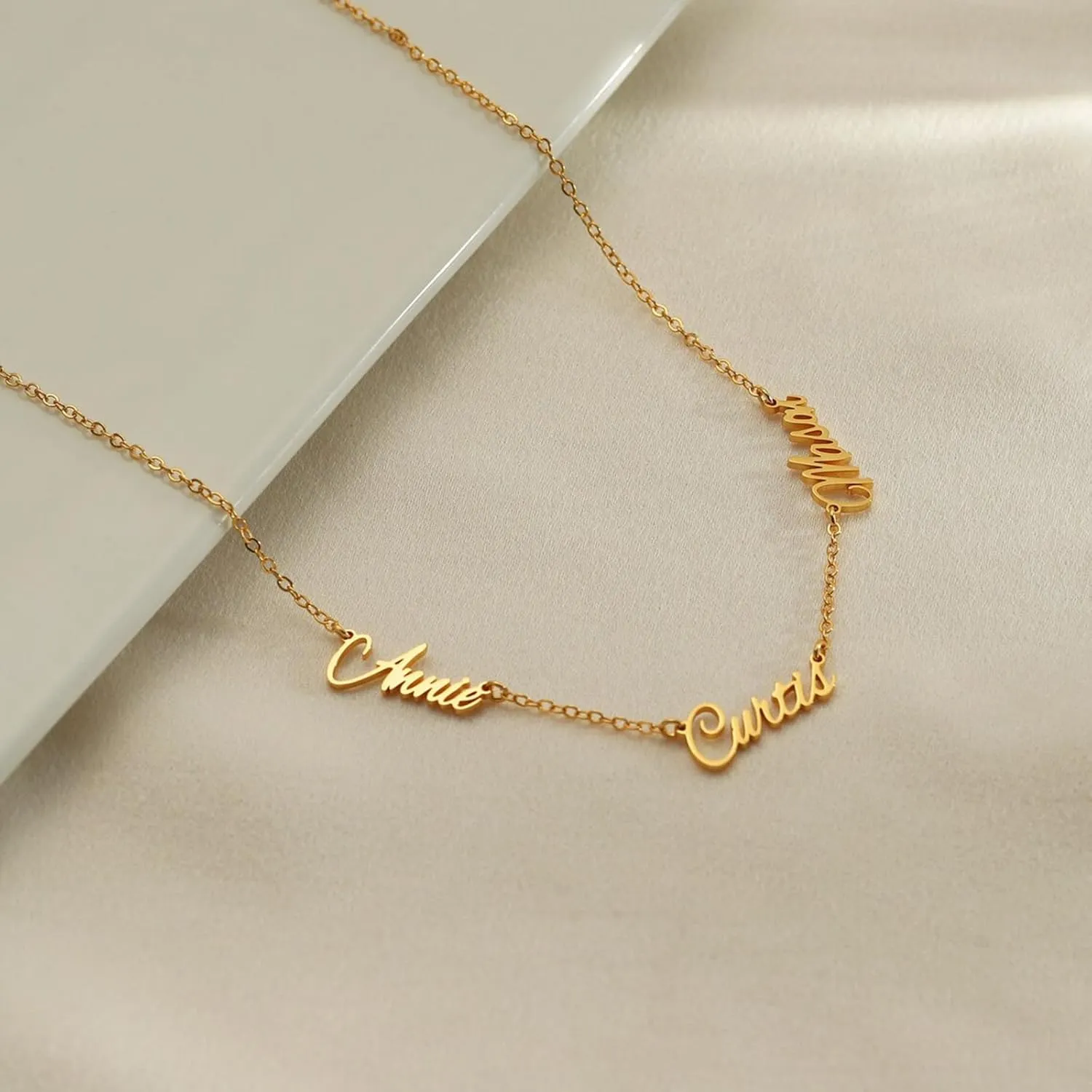 Personalized Name Necklace with Curb Chain, 18K Gold Plated Handmade Custom Family Choker Customized Child Nameplate Necklace Mother's Day Jewelry Gift for Mom, Wife (3 Names Necklace)