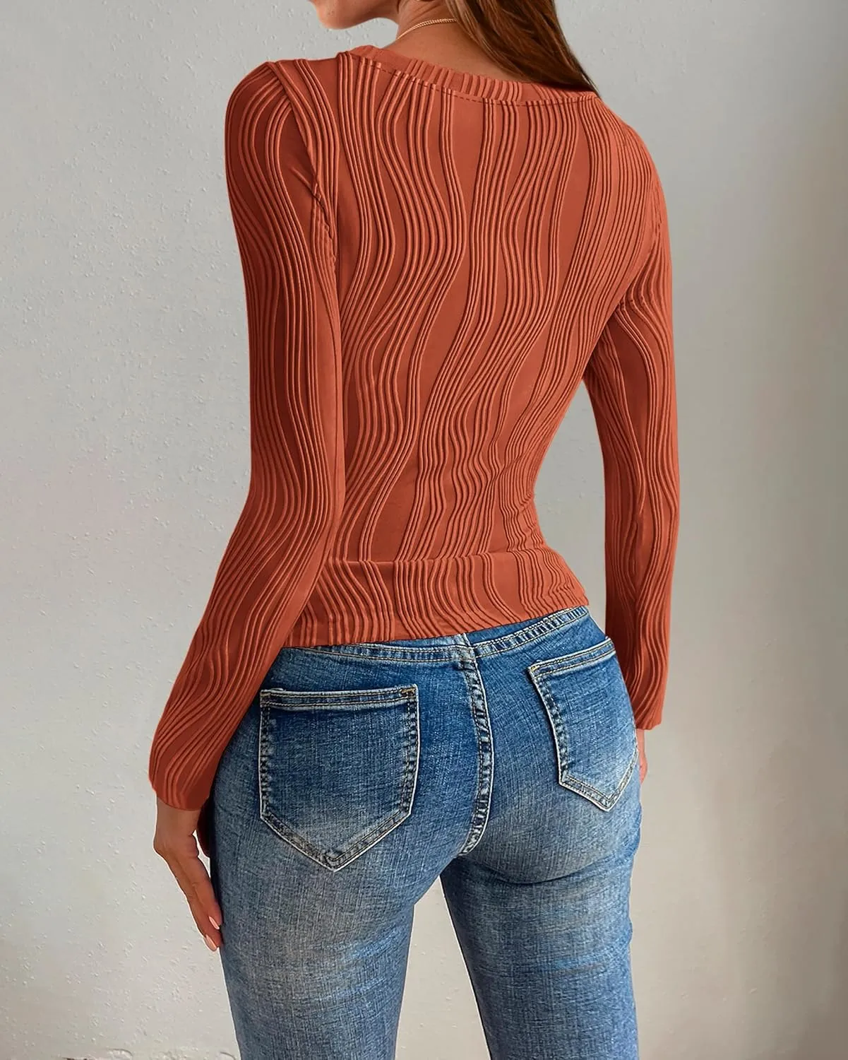 PRETTYGARDEN Women's Tops 2025 Spring Fashion Long Sleeve Crewneck Blouses Slim Fit Shirts Textured Knit Basic T Shirts