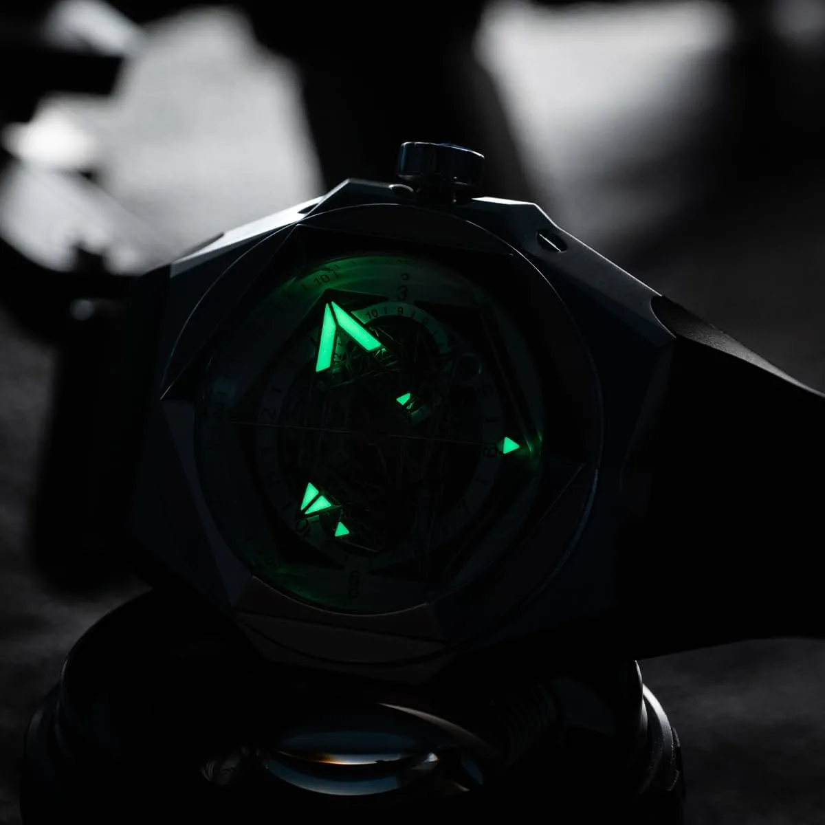 REEF TIGER Brand Luxury Black Shark Hexagon Skeleton Mechanical Watch for Men Automatic Rubber Band Wristwatch for Gent RGA6908