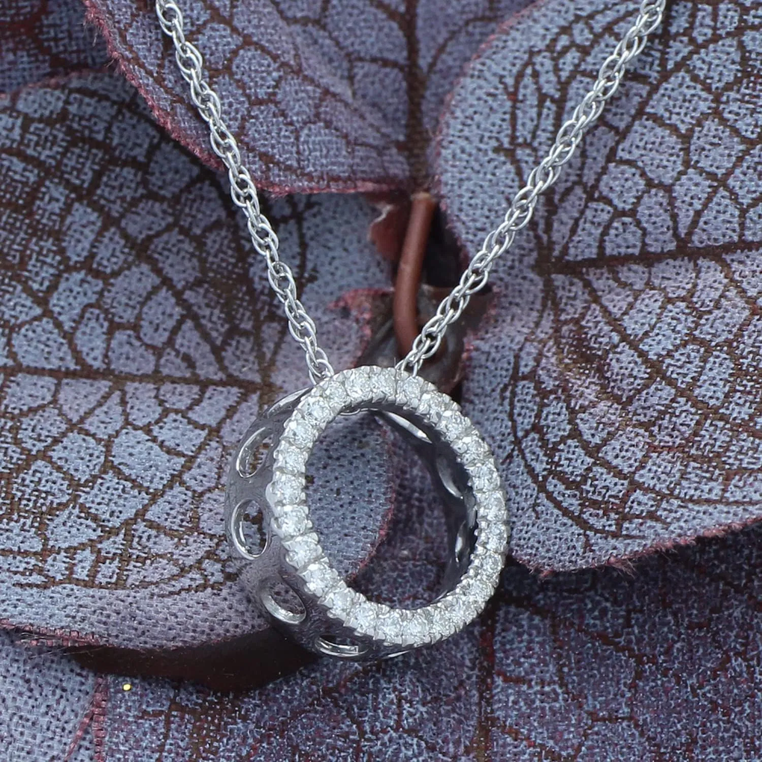 SAVEARTH DIAMONDS 1/6-1/3 CT TW Lab Grown Circle of Life Diamond Necklace Pendant For Women With GH Color VS-SI Clarity in 14k Gold Plated 925 Sterling Silver - Accompanied By 18" Chain