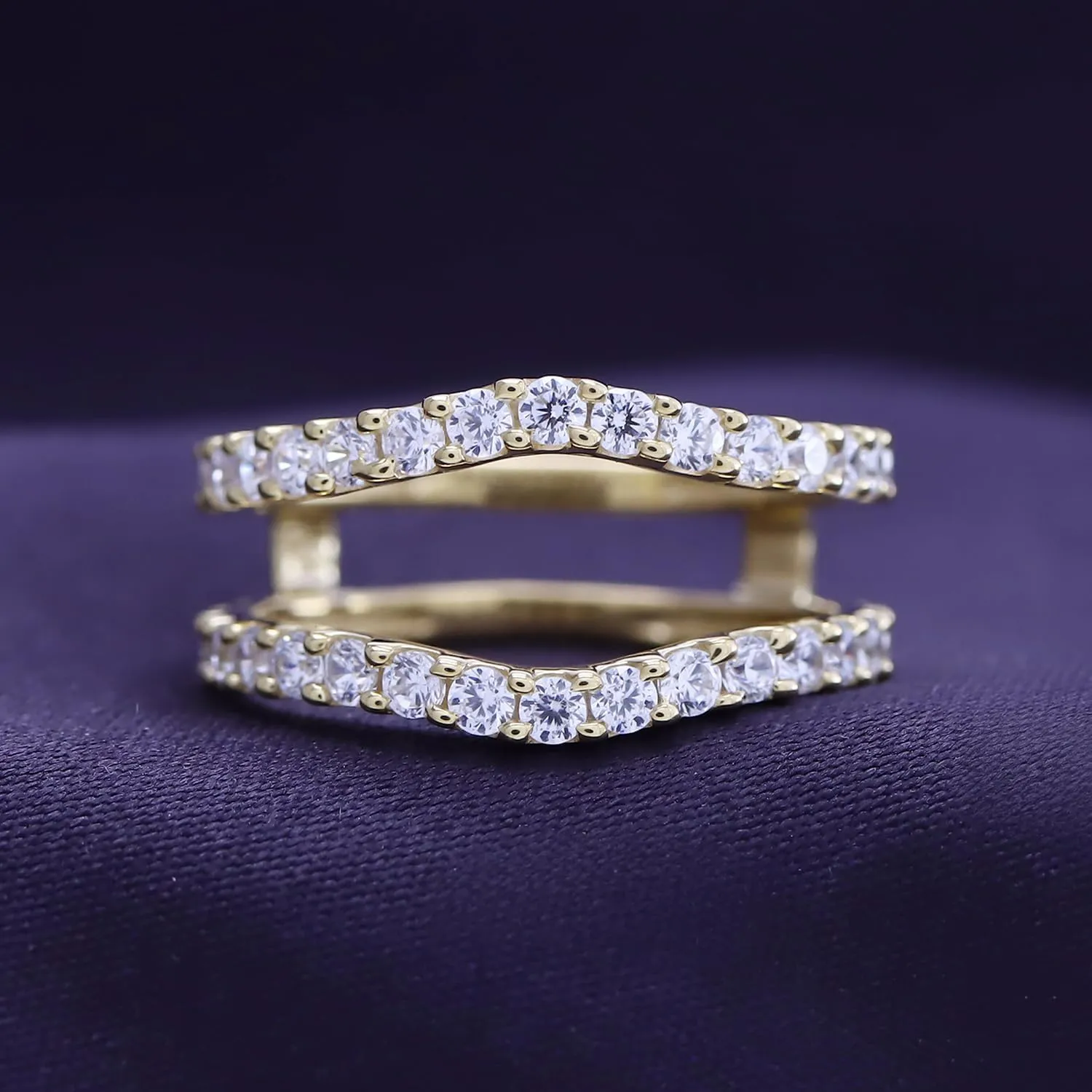 SAVEARTH DIAMONDS IGI Certified Lab Grown Diamond Curved Enhancer Guard Ring For Engagement (10K/14K Solid Gold) 1.20 Cttw Round Shape Wedding Bands for Women (G-H Color, VS-SI Clarity)