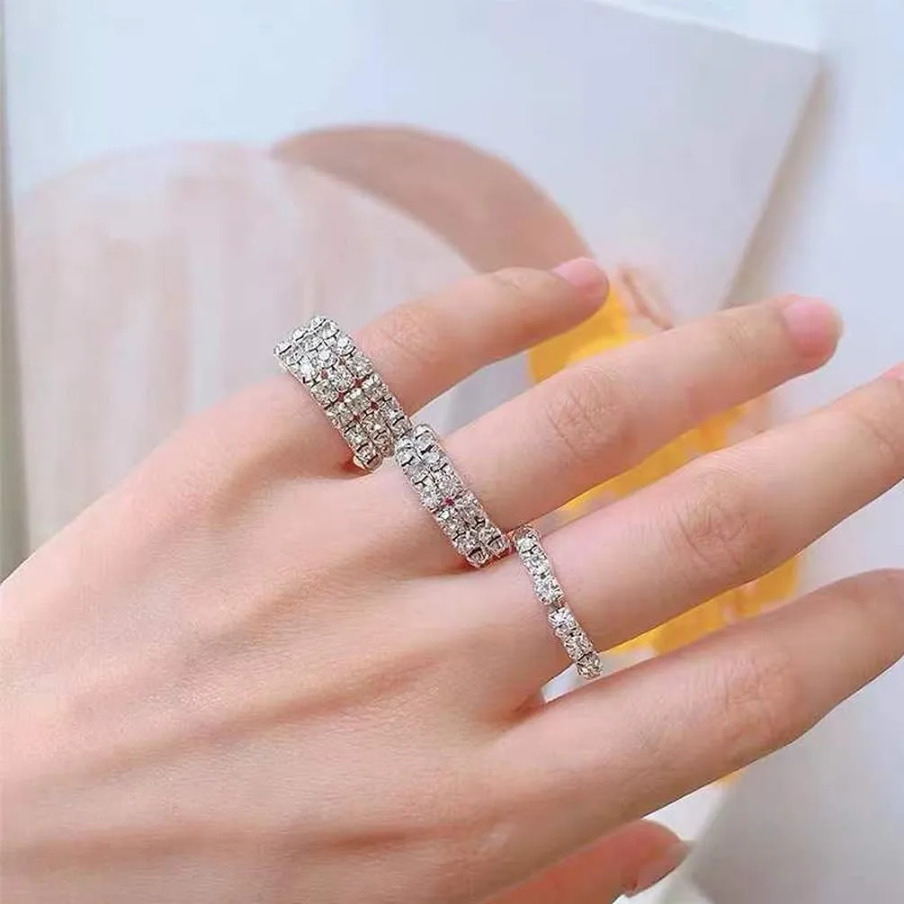 Sparkly Rhinestone Stackable Elastic Rings Set for Women Lady, Bling Silver Crystal Wide Band Finger Rings Trendy Multi-Row Stuff Jewelry Accessories Gift