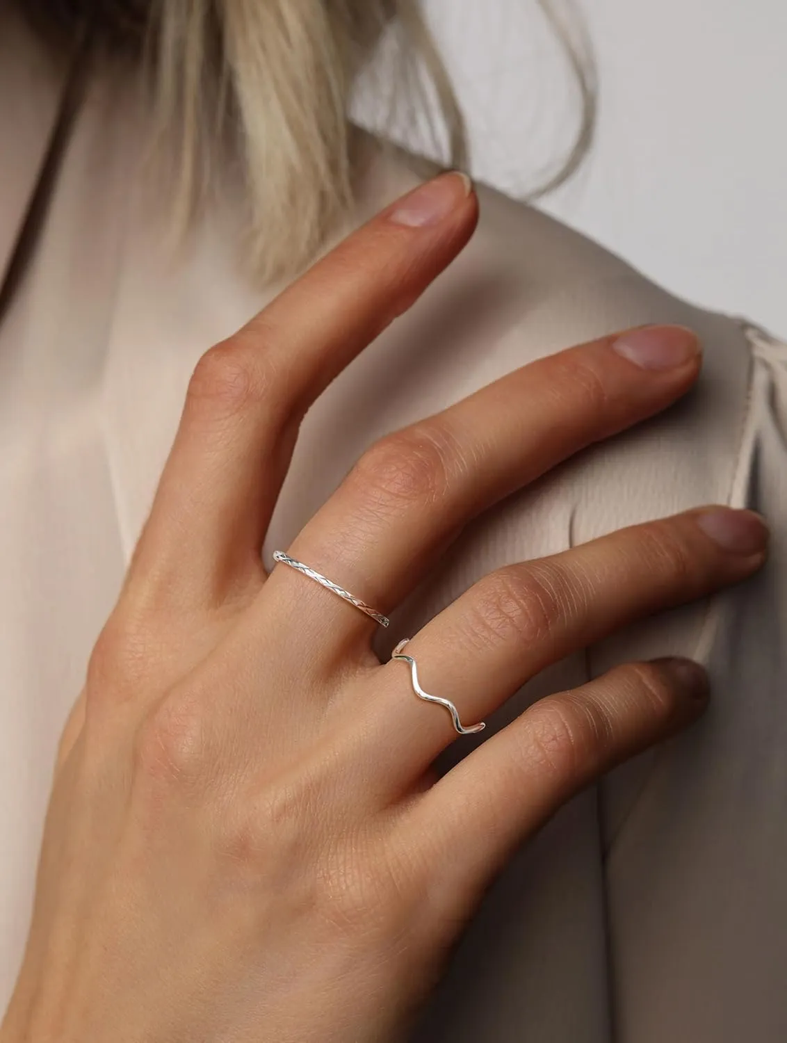 THUNARAZ 8Pcs 1mm Stainless Steel Rings for Women Men Fashion Plain Band Knuckle Stacking Midi Thumb Dainty Thin Rings Set Size 5-10 Silver Gold Tone