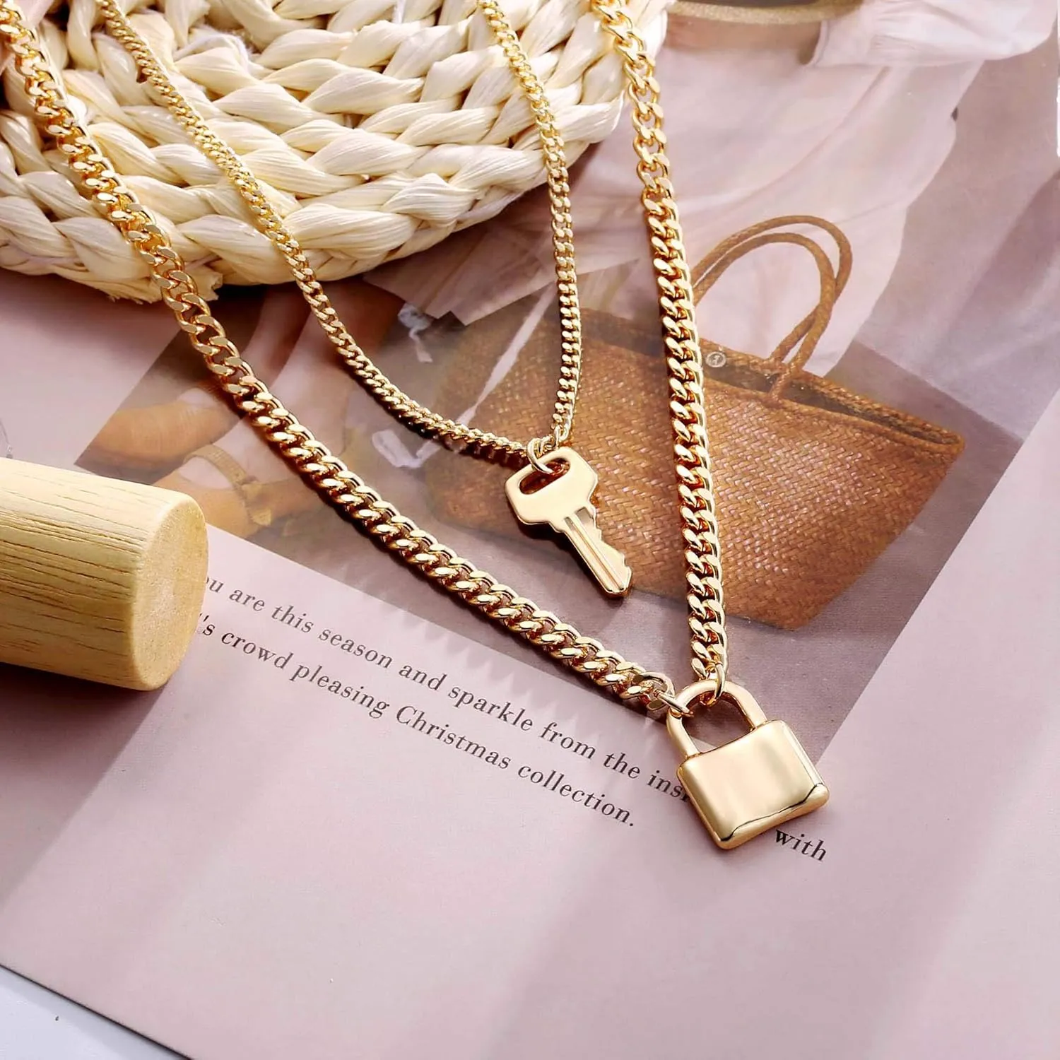 Turandoss Dainty Layered Choker Necklace, Handmade 14K Gold Plated Y Pendant Necklace Multilayer Bar Disc Necklace Adjustable Layering Choker Necklaces for Women