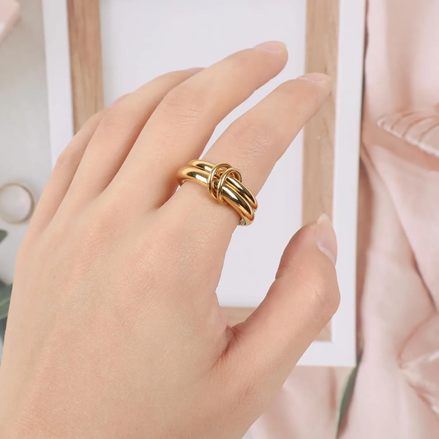 Verfimaci Dainty Stackable Rings for Women,Chunky Stackable Rings Set Non Tarnish,18K Gold Plated Multi-Link Ring Size 5-11Women Jewelry