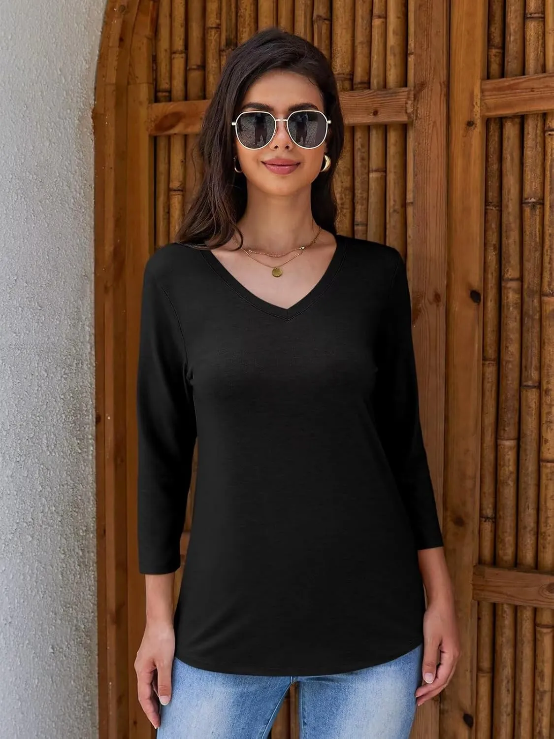 Womens V Neck 3/4 Sleeve T Shirts Casual Curved Hem Tunic Tops Basic Loose Fit Tees Fall Outfits 2025