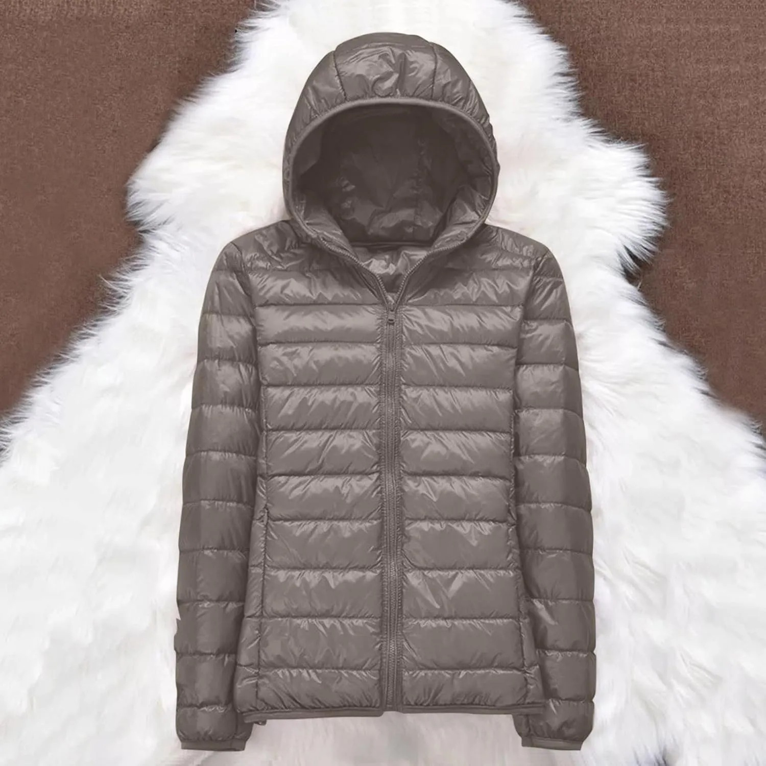 Womens Warm Lightweight Jacket Hooded Windproof Winter Coat With Recycled Insulation Slim Short Down Coat Outerwear