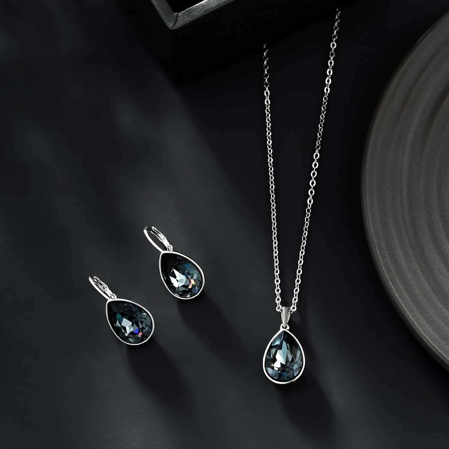 XUPING Birthstone Jewelry Set Necklace and Earrings Teardrop Pendant Crystal Set Gift for Women Wedding Party Accessories